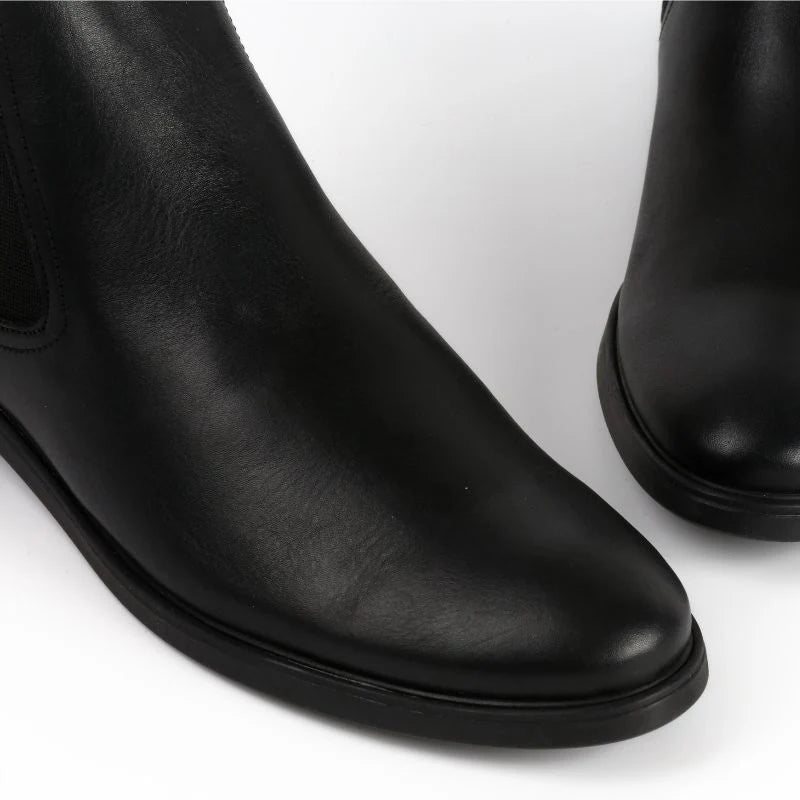 Chelsea - BLACK Leather Ankle Boots